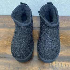 BearPaw Shalini Youth Girls Size 12 Black Sparkle Wool Blend Winter Low Boots